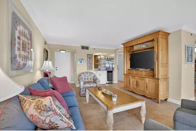1761 SE Bridgewood Drive, Boca Raton, FL 33434 - Photo 3