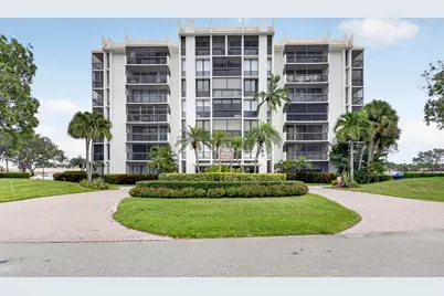 1761 SE Bridgewood Drive, Boca Raton, FL 33434 - Photo 1