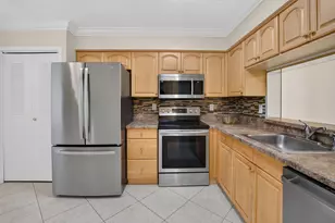 7290 Ashford Pl, Delray Beach, FL 33446 - Photo 9