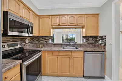 7290 Ashford Place #404, Delray Beach, FL 33446 - Photo 11