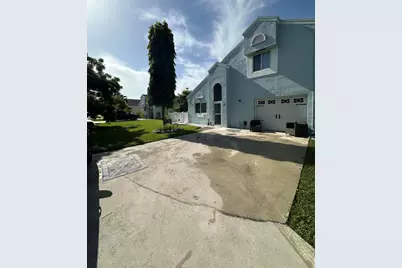 8 Elton Place, Boynton Beach, FL 33426 - Photo 1