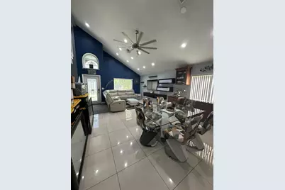 8 Elton Place, Boynton Beach, FL 33426 - Photo 13