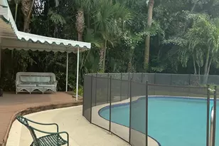 210 Palm Trail, Delray Beach, FL 33483 - Photo 5