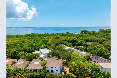 2765 Brickell Court, Miami, FL 33129 - Photo 45