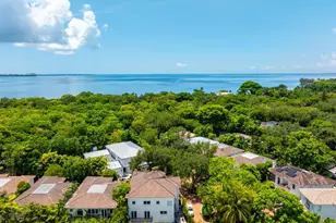 2765 Brickell Ct, Miami, FL 33129 - Photo 45