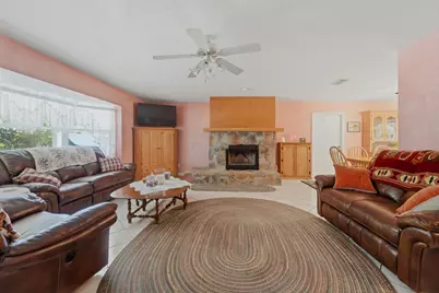 8645 SE Alabama Place, Hobe Sound, FL 33455 - Photo 7
