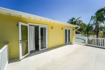 8645 SE Alabama Place, Hobe Sound, FL 33455 - Photo 35