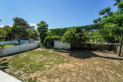 8645 SE Alabama Place, Hobe Sound, FL 33455 - Photo 37