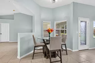 1009 SW Fenway Rd, Port Saint Lucie, FL 34953 - Photo 7