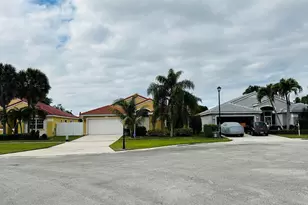 18798 Caspian Cir, Boca Raton, FL 33496 - Photo 35