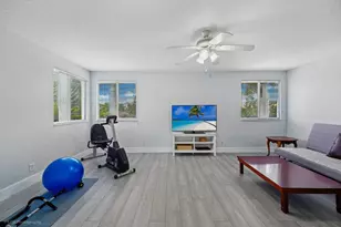 1428 Canary Island Dr, Weston, FL 33327 - Photo 11