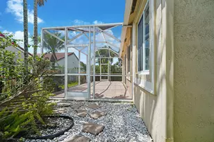 1428 Canary Island Dr, Weston, FL 33327 - Photo 15