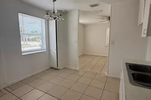865 W 3rd St, Riviera Beach, FL 33404 - Photo 11