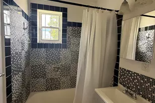 865 W 3rd St, Riviera Beach, FL 33404 - Photo 3