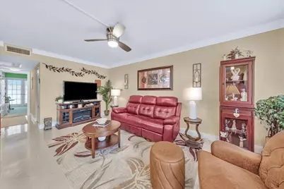 2047 Wolverton C, Boca Raton, FL 33434 - Photo 11