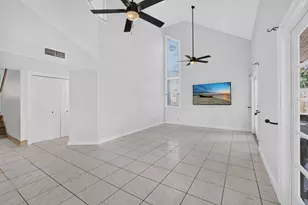 18371 Flagship Cir, Jupiter, FL 33458 - Photo 25