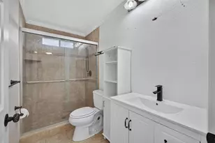 18371 Flagship Cir, Jupiter, FL 33458 - Photo 13
