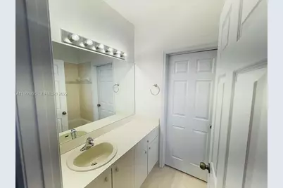 903 N Santa Catalina Circle, North Lauderdale, FL 33068 - Photo 13