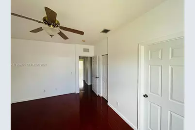 903 N Santa Catalina Circle, North Lauderdale, FL 33068 - Photo 15