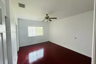 903 N Santa Catalina Cir, North Lauderdale, FL 33068 - Photo 11