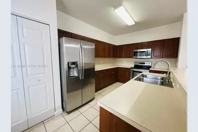 903 N Santa Catalina Circle, North Lauderdale, FL 33068 - Photo 9