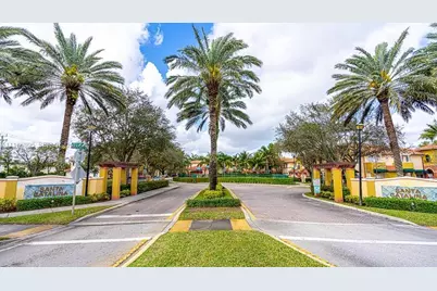 903 N Santa Catalina Circle, North Lauderdale, FL 33068 - Photo 3