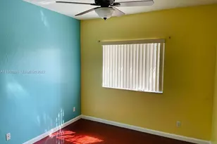 903 N Santa Catalina Cir, North Lauderdale, FL 33068 - Photo 19