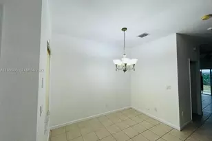 903 N Santa Catalina Cir, North Lauderdale, FL 33068 - Photo 5
