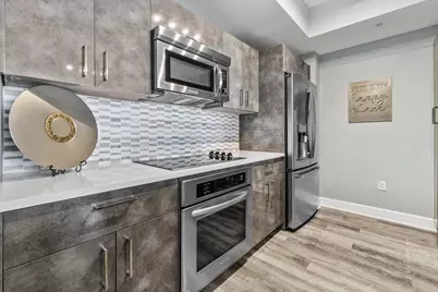 550 Okeechobee Boulevard #704, West Palm Beach, FL 33401 - Photo 13