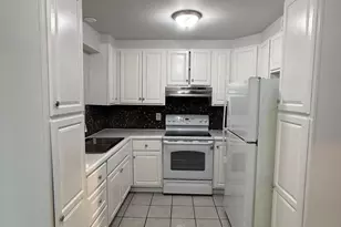 313 SW 1st Ct, Pompano Beach, FL 33060 - Photo 5