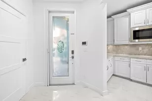 88 N Lakeshore Dr, Hypoluxo, FL 33462 - Photo 31