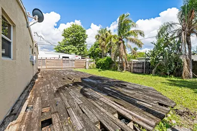 6103 SW 2nd Street, Margate, FL 33068 - Photo 19