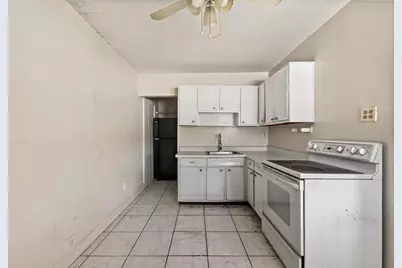 6103 SW 2nd Street, Margate, FL 33068 - Photo 23