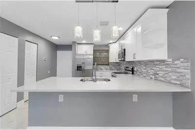 11477 NW 39th Court #305-1, Coral Springs, FL 33065 - Photo 1