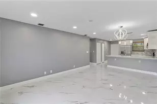 11477 NW 39th Ct, Coral Springs, FL 33065 - Photo 7