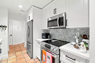 980 NW N River Dr, Miami, FL 33136 - Photo 3