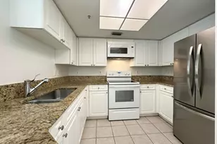 300 Crestwood Ct N, Royal Palm Beach, FL 33411 - Photo 1