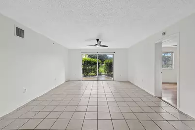 300 Crestwood Court N #302, Royal Palm Beach, FL 33411 - Photo 9