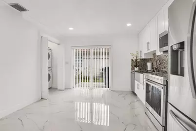 3421 NE 5th Avenue, Pompano Beach, FL 33064 - Photo 1