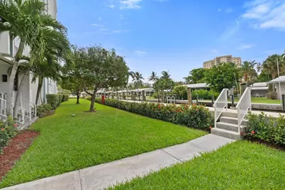 3210 SE 10th Street #4a, Pompano Beach, FL 33062 - Photo 21