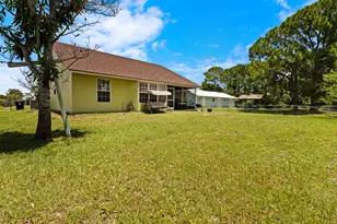 574 SW Fairview Ave, Port Saint Lucie, FL 34983 - Photo 39