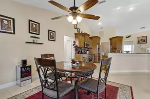 574 SW Fairview Ave, Port Saint Lucie, FL 34983 - Photo 17