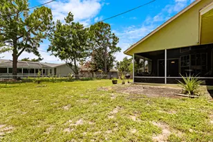 574 SW Fairview Ave, Port Saint Lucie, FL 34983 - Photo 41
