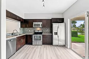 5372 Jubilee Way, Margate, FL 33063 - Photo 1