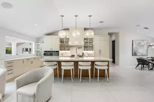 11863 Lake Shore Pl, Palm Beach Gardens, FL 33408 - Photo 13