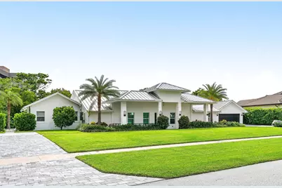 11863 Lake Shore Place, Palm Beach Gardens, FL 33408 - Photo 3