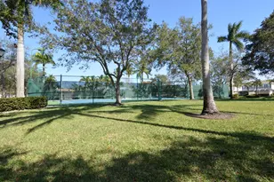504 Capistrano Dr, Palm Beach Gardens, FL 33410 - Photo 43