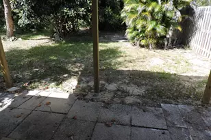 9046 SE Parkway Dr, Hobe Sound, FL 33455 - Photo 11