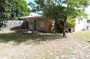 9046 SE Parkway Dr, Hobe Sound, FL 33455 - Photo 15