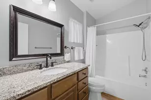 5418 Club Cir, Haverhill, FL 33415 - Photo 15